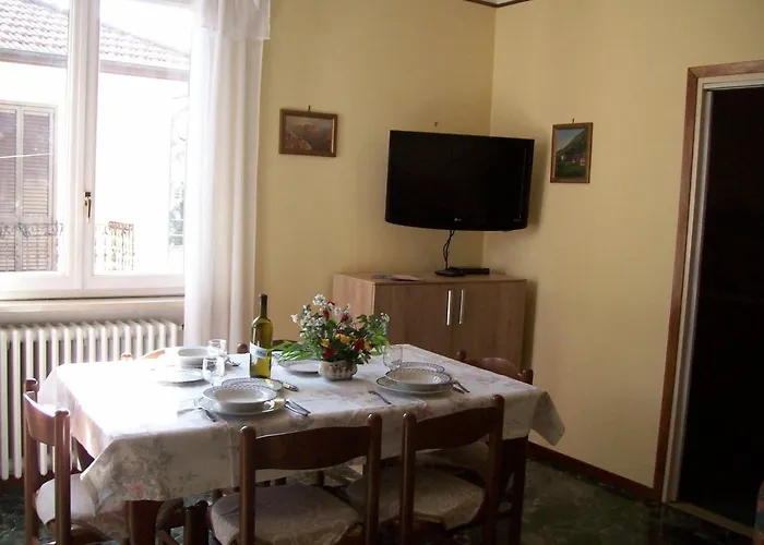 Alpini 아파트 카네로 리비에라